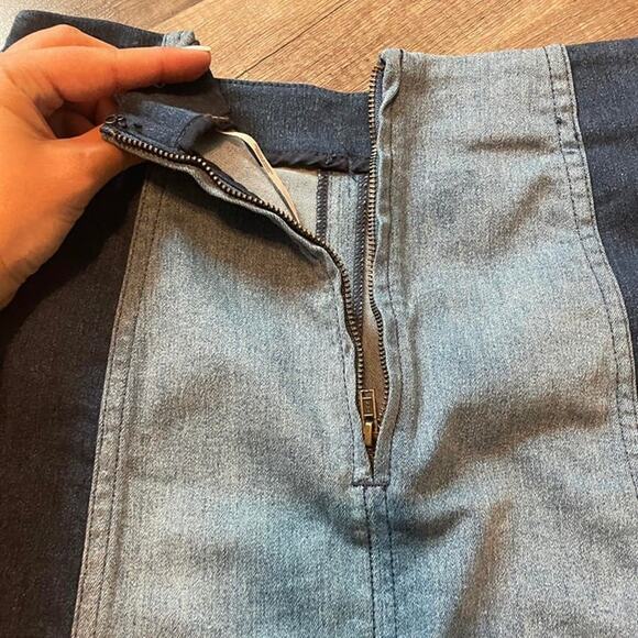 Free People Two-Tone Denim Pencil Skirt – Size 4 - Picture 5 of 8